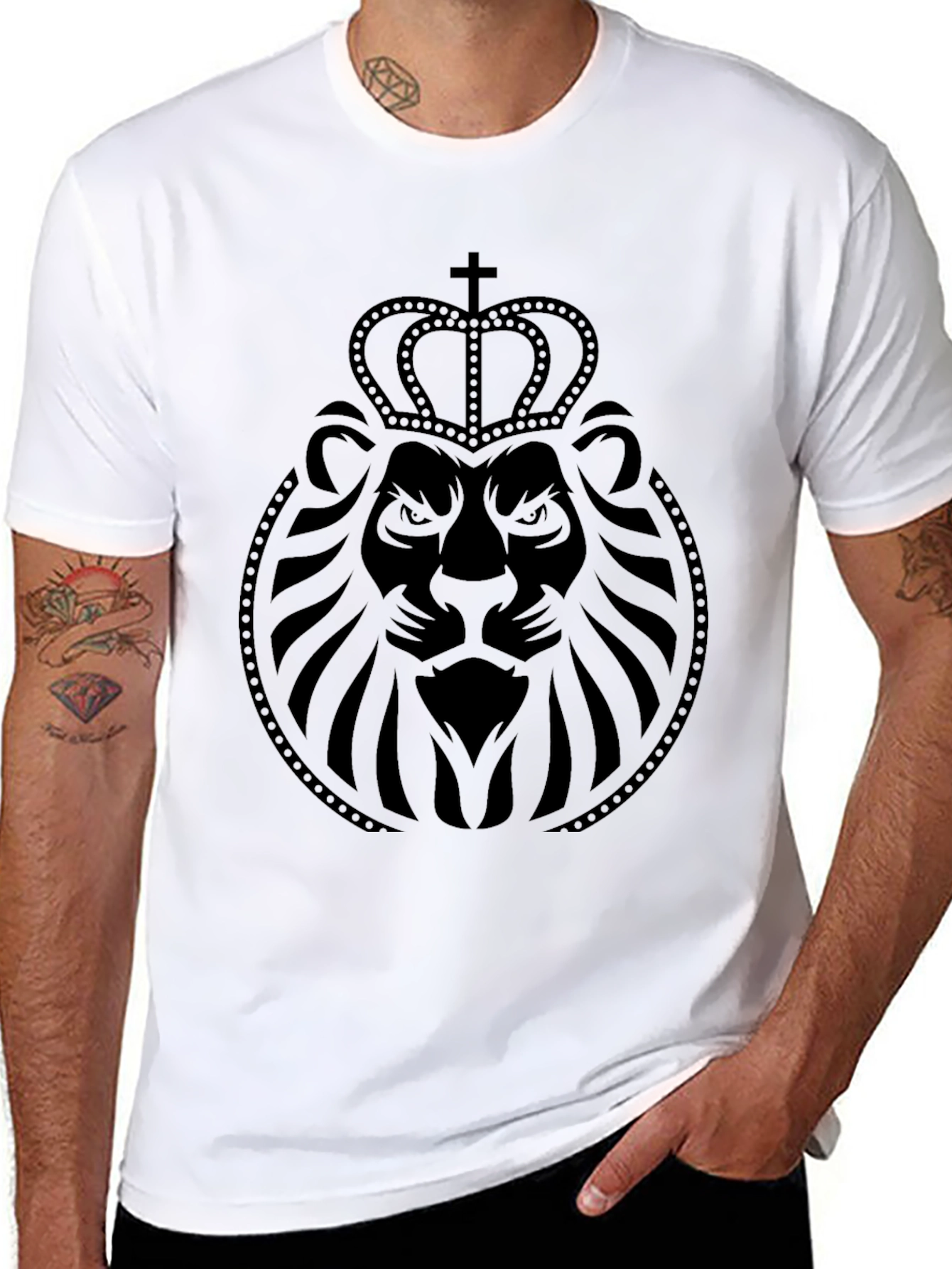 Lion Crown Graphic Tee - Black
